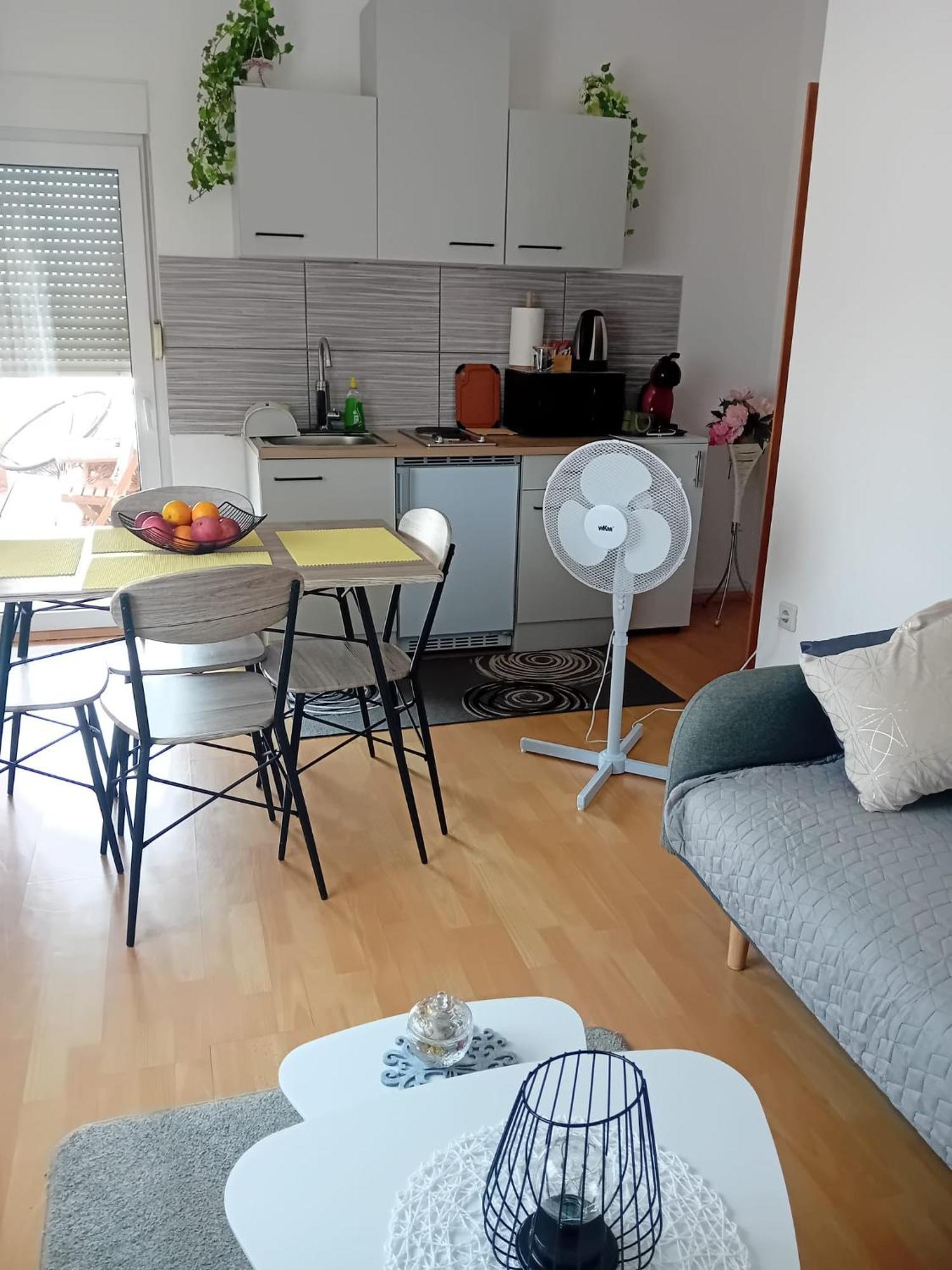 Apartman Nada Крапина Экстерьер фото