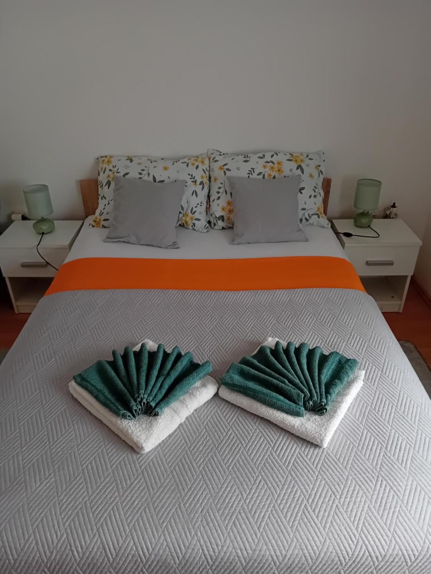 Apartman Nada Крапина Экстерьер фото